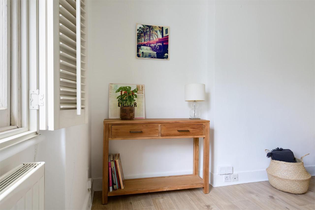 Beautiful 2 Bedrooms Apartment In Knightsbridge London Exterior foto